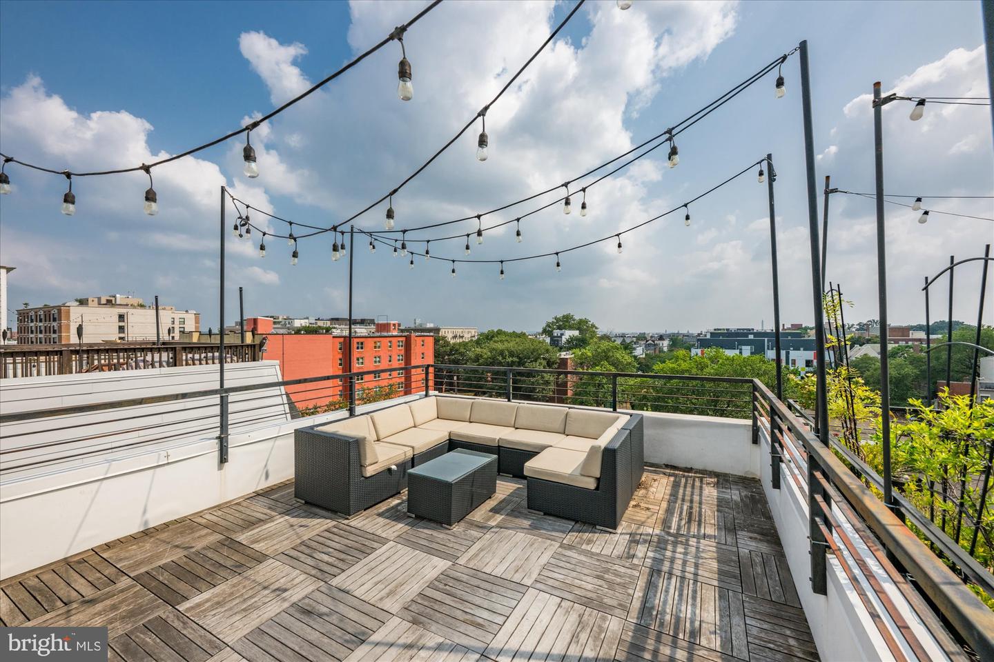 1451 GIRARD ST NW #5, WASHINGTON, District Of Columbia 20009, 2 Bedrooms Bedrooms, ,2 BathroomsBathrooms,Residential,For sale,1451 GIRARD ST NW #5,DCDC2214706 MLS # DCDC2214706