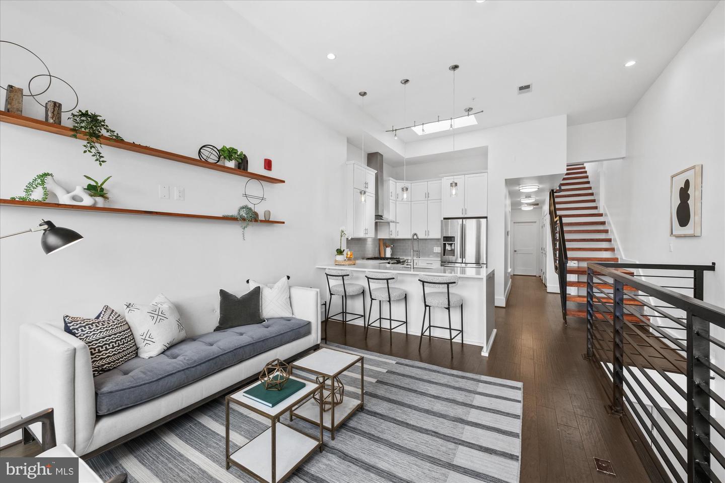 1451 GIRARD ST NW #5, WASHINGTON, District Of Columbia 20009, 2 Bedrooms Bedrooms, ,2 BathroomsBathrooms,Residential,For sale,1451 GIRARD ST NW #5,DCDC2214706 MLS # DCDC2214706