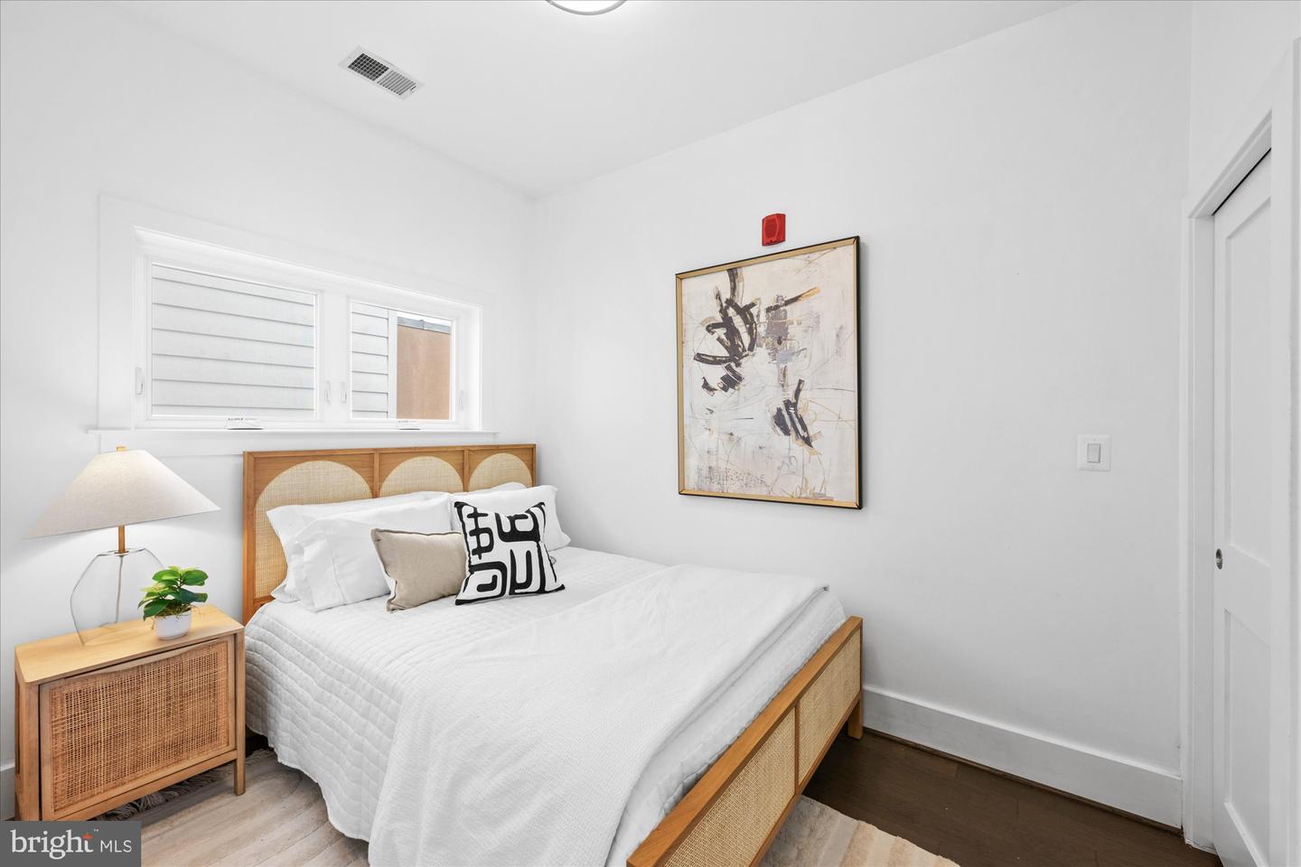 1451 GIRARD ST NW #5, WASHINGTON, District Of Columbia 20009, 2 Bedrooms Bedrooms, ,2 BathroomsBathrooms,Residential,For sale,1451 GIRARD ST NW #5,DCDC2214706 MLS # DCDC2214706