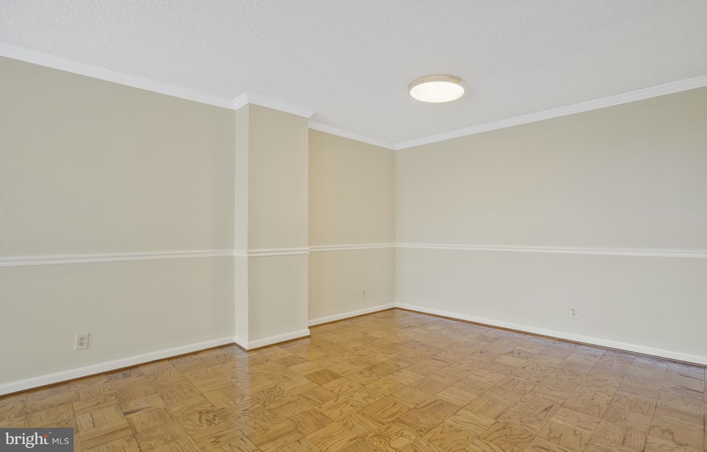 3800 FAIRFAX DR #1411, ARLINGTON, Virginia 22203, 2 Bedrooms Bedrooms, ,2 BathroomsBathrooms,Residential,For sale,3800 FAIRFAX DR #1411,VAAR2060538 MLS # VAAR2060538