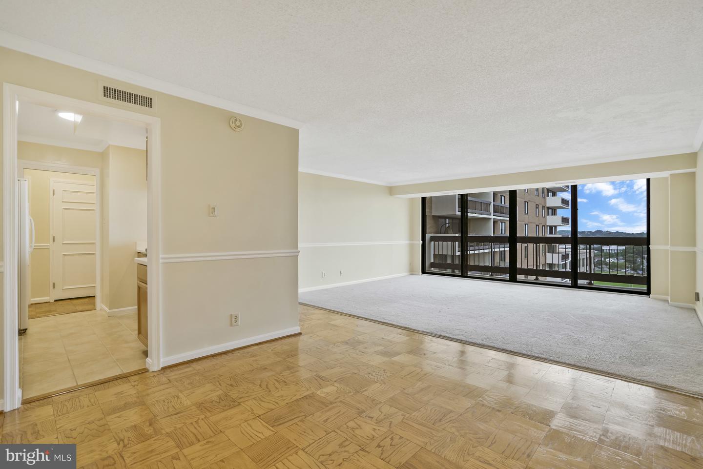 3800 FAIRFAX DR #1411, ARLINGTON, Virginia 22203, 2 Bedrooms Bedrooms, ,2 BathroomsBathrooms,Residential,For sale,3800 FAIRFAX DR #1411,VAAR2060538 MLS # VAAR2060538