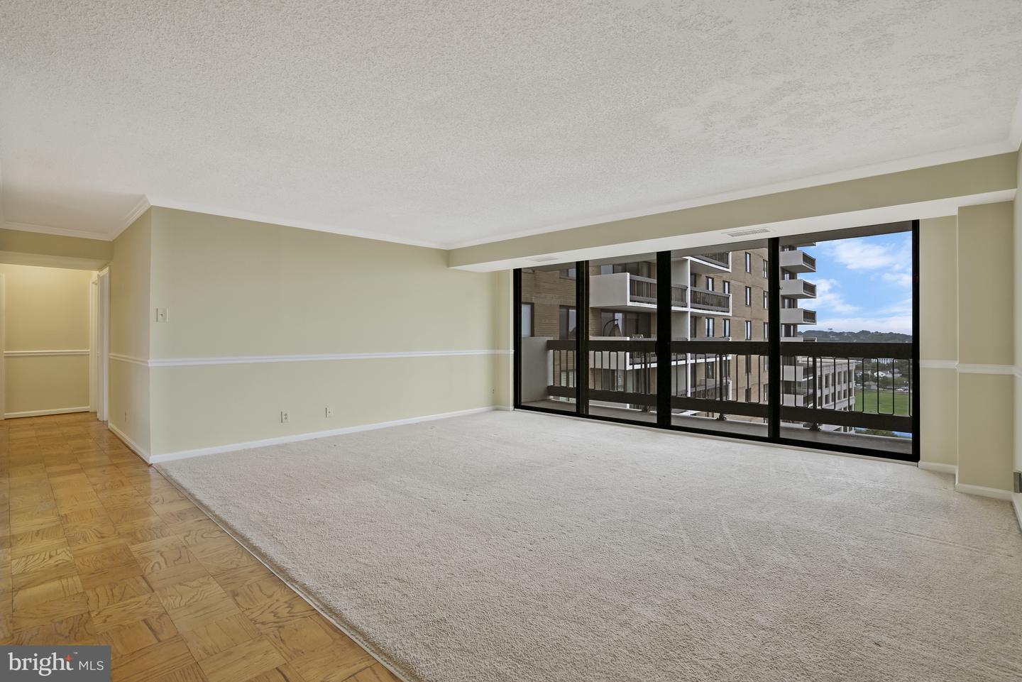 3800 FAIRFAX DR #1411, ARLINGTON, Virginia 22203, 2 Bedrooms Bedrooms, ,2 BathroomsBathrooms,Residential,For sale,3800 FAIRFAX DR #1411,VAAR2060538 MLS # VAAR2060538