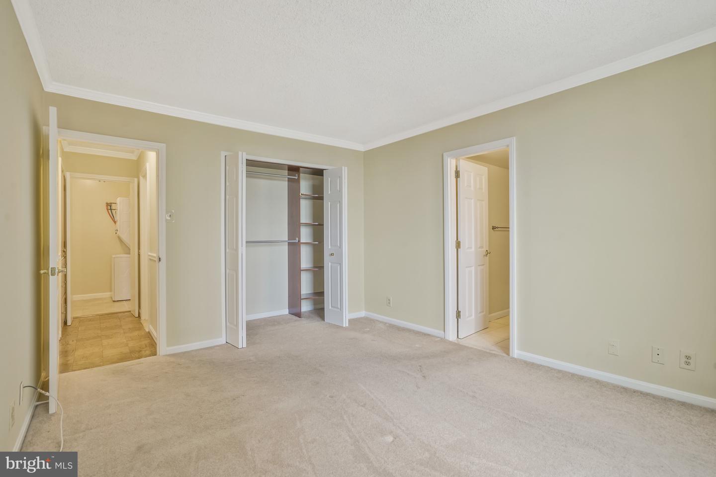 3800 FAIRFAX DR #1411, ARLINGTON, Virginia 22203, 2 Bedrooms Bedrooms, ,2 BathroomsBathrooms,Residential,For sale,3800 FAIRFAX DR #1411,VAAR2060538 MLS # VAAR2060538