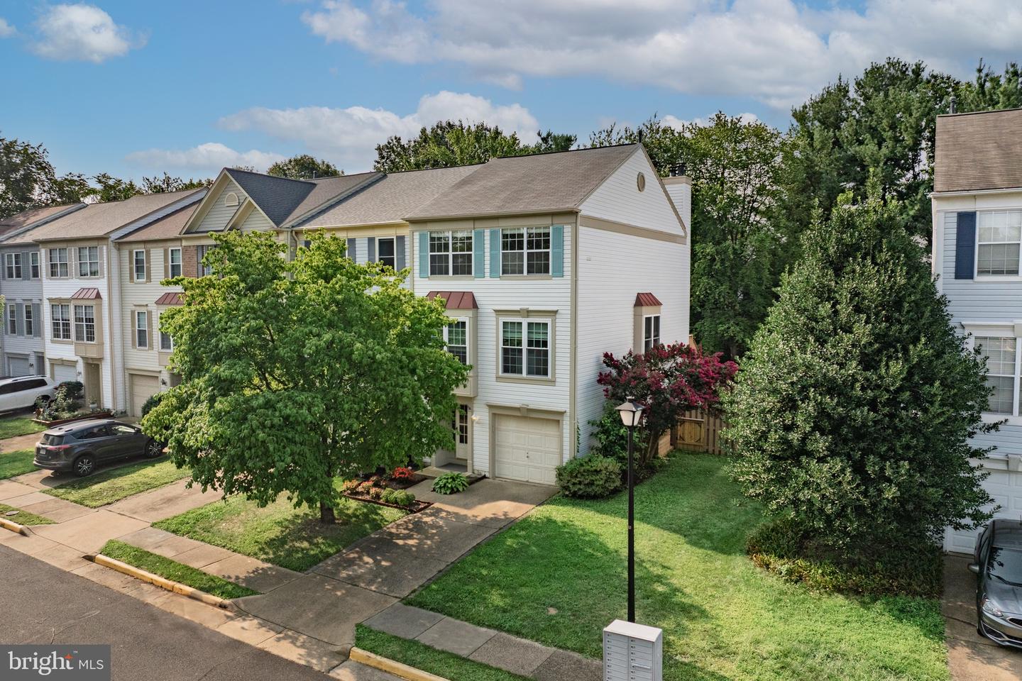 341 BARNFIELD SQ NE, LEESBURG, Virginia 20176, 3 Bedrooms Bedrooms, ,2 BathroomsBathrooms,Residential,For sale,341 BARNFIELD SQ NE,VALO2101818 MLS # VALO2101818