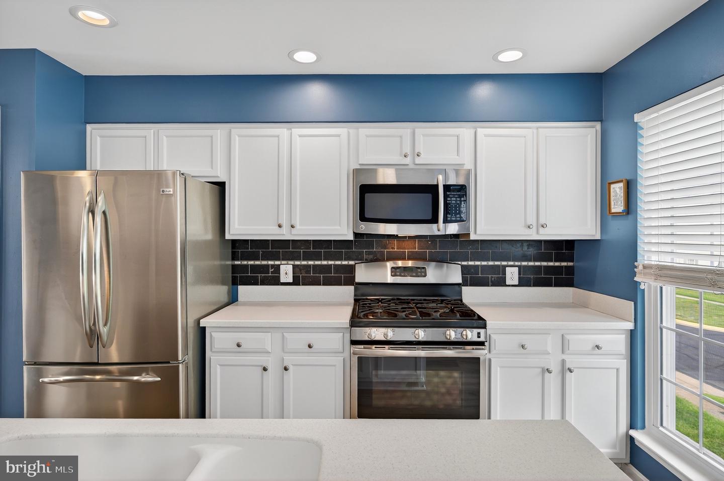 341 BARNFIELD SQ NE, LEESBURG, Virginia 20176, 3 Bedrooms Bedrooms, ,2 BathroomsBathrooms,Residential,For sale,341 BARNFIELD SQ NE,VALO2101818 MLS # VALO2101818