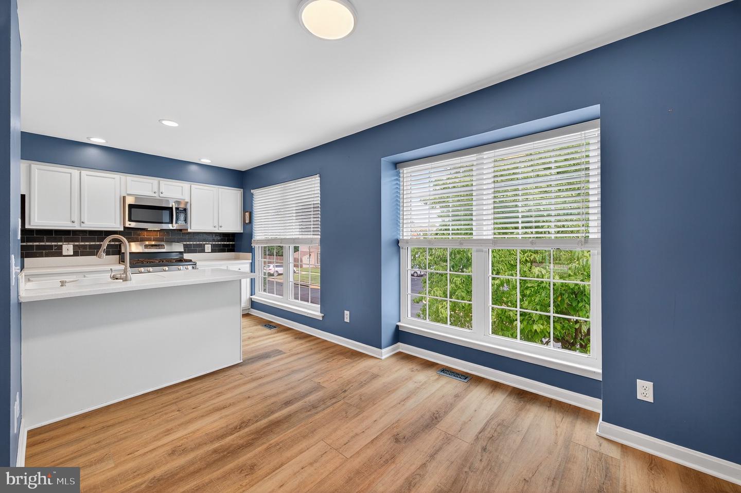341 BARNFIELD SQ NE, LEESBURG, Virginia 20176, 3 Bedrooms Bedrooms, ,2 BathroomsBathrooms,Residential,For sale,341 BARNFIELD SQ NE,VALO2101818 MLS # VALO2101818