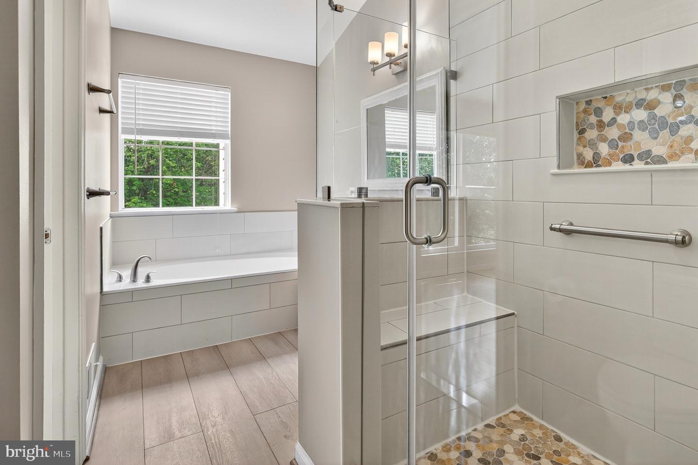 341 BARNFIELD SQ NE, LEESBURG, Virginia 20176, 3 Bedrooms Bedrooms, ,2 BathroomsBathrooms,Residential,For sale,341 BARNFIELD SQ NE,VALO2101818 MLS # VALO2101818