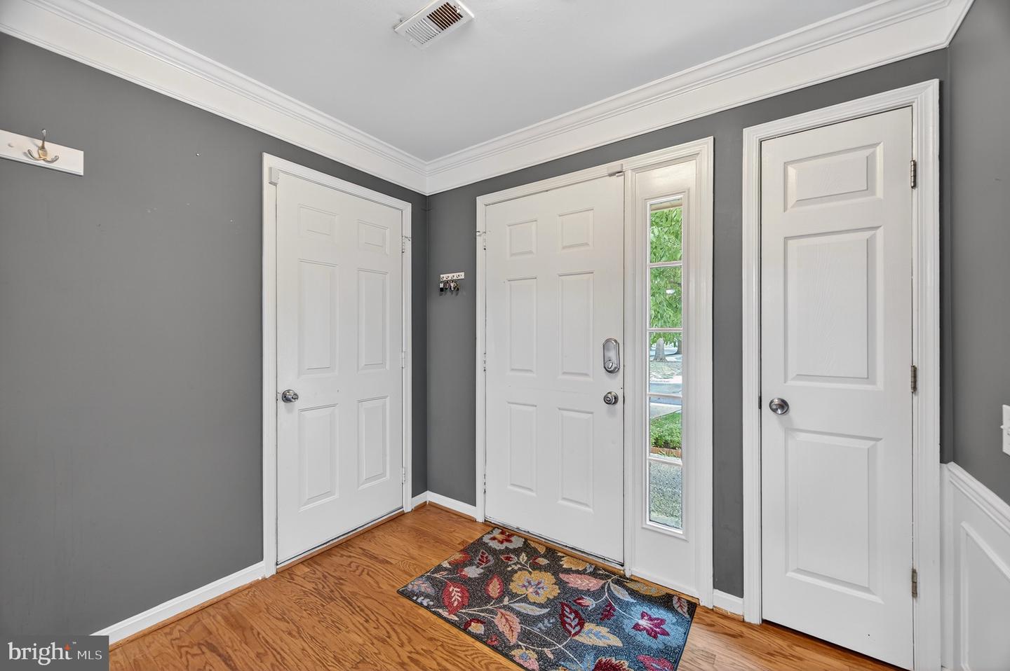 341 BARNFIELD SQ NE, LEESBURG, Virginia 20176, 3 Bedrooms Bedrooms, ,2 BathroomsBathrooms,Residential,For sale,341 BARNFIELD SQ NE,VALO2101818 MLS # VALO2101818