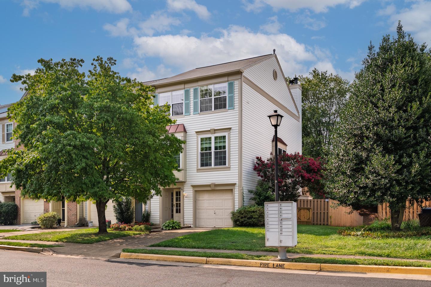 341 BARNFIELD SQ NE, LEESBURG, Virginia 20176, 3 Bedrooms Bedrooms, ,2 BathroomsBathrooms,Residential,For sale,341 BARNFIELD SQ NE,VALO2101818 MLS # VALO2101818