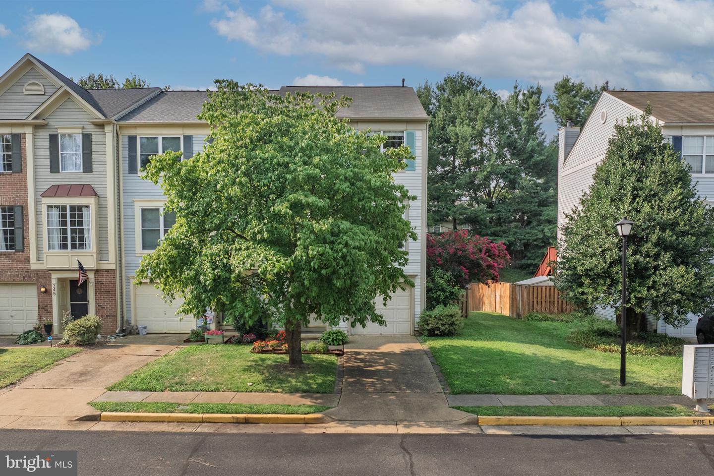 341 BARNFIELD SQ NE, LEESBURG, Virginia 20176, 3 Bedrooms Bedrooms, ,2 BathroomsBathrooms,Residential,For sale,341 BARNFIELD SQ NE,VALO2101818 MLS # VALO2101818