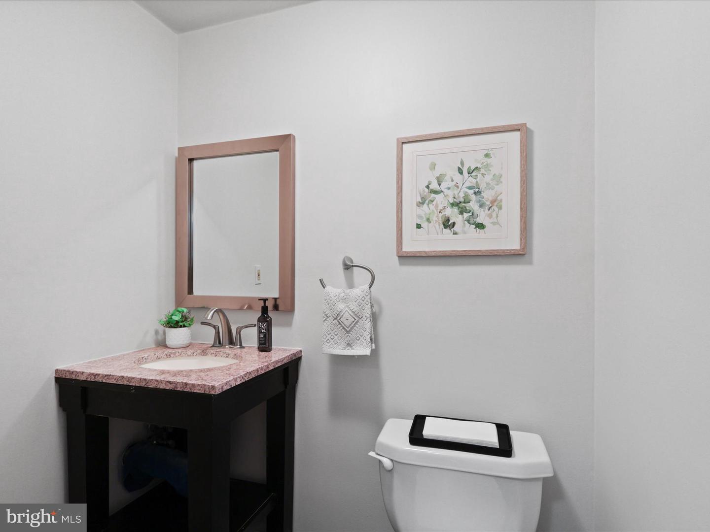 1453 N LONGFELLOW ST, ARLINGTON, Virginia 22205, 3 Bedrooms Bedrooms, ,2 BathroomsBathrooms,Residential,For sale,1453 N LONGFELLOW ST,VAAR2061306 MLS # VAAR2061306