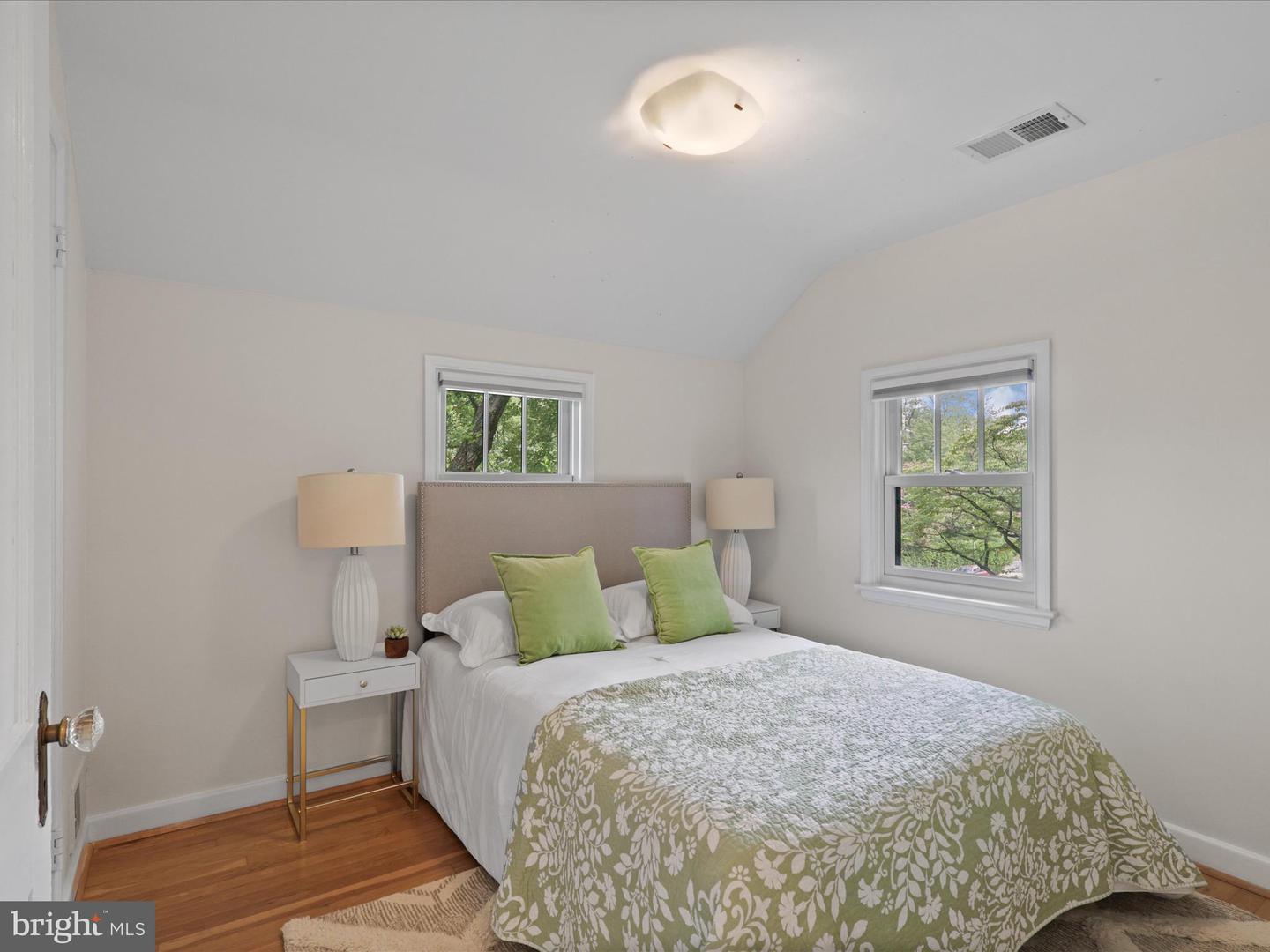 1453 N LONGFELLOW ST, ARLINGTON, Virginia 22205, 3 Bedrooms Bedrooms, ,2 BathroomsBathrooms,Residential,For sale,1453 N LONGFELLOW ST,VAAR2061306 MLS # VAAR2061306