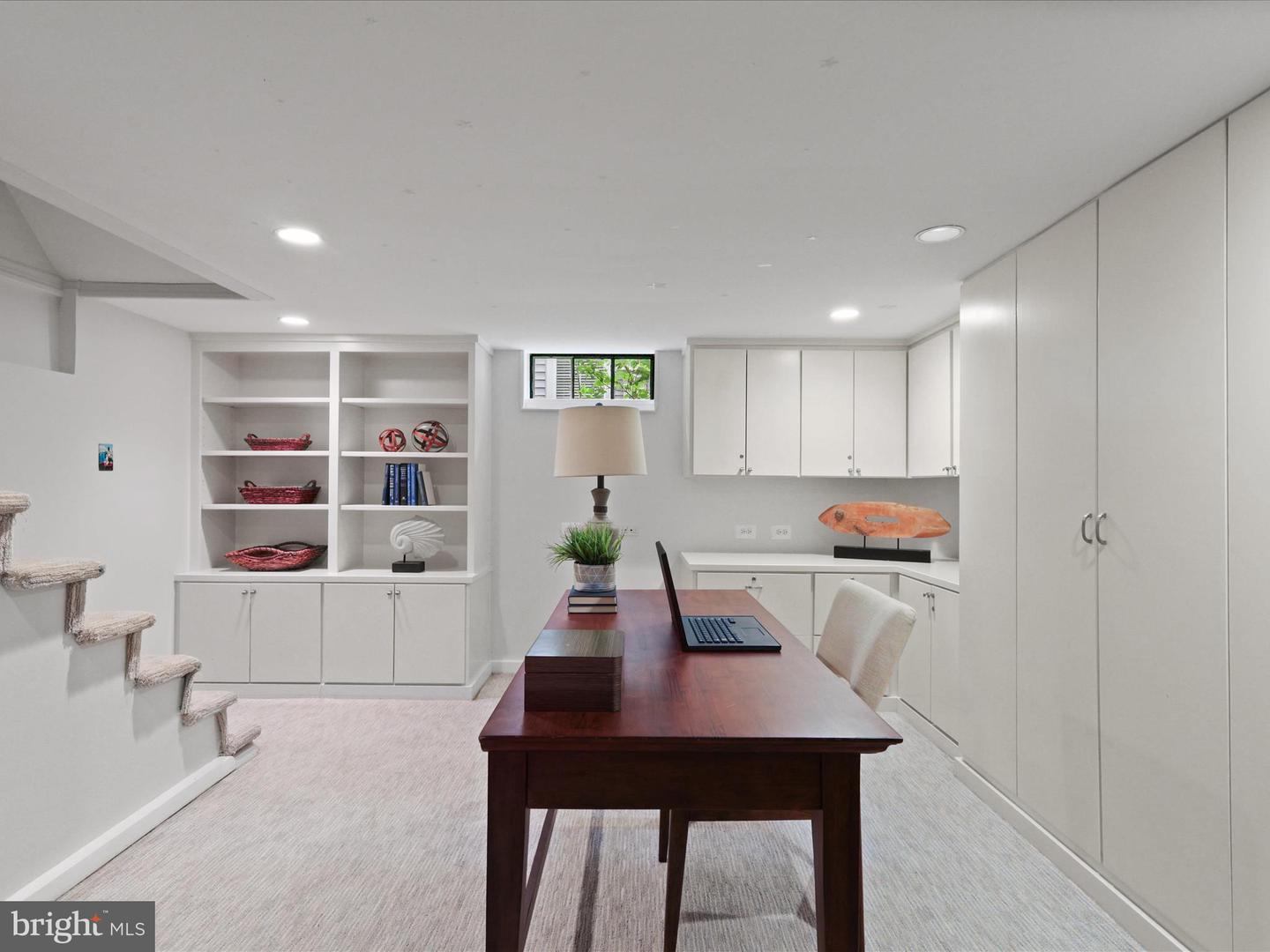 1453 N LONGFELLOW ST, ARLINGTON, Virginia 22205, 3 Bedrooms Bedrooms, ,2 BathroomsBathrooms,Residential,For sale,1453 N LONGFELLOW ST,VAAR2061306 MLS # VAAR2061306
