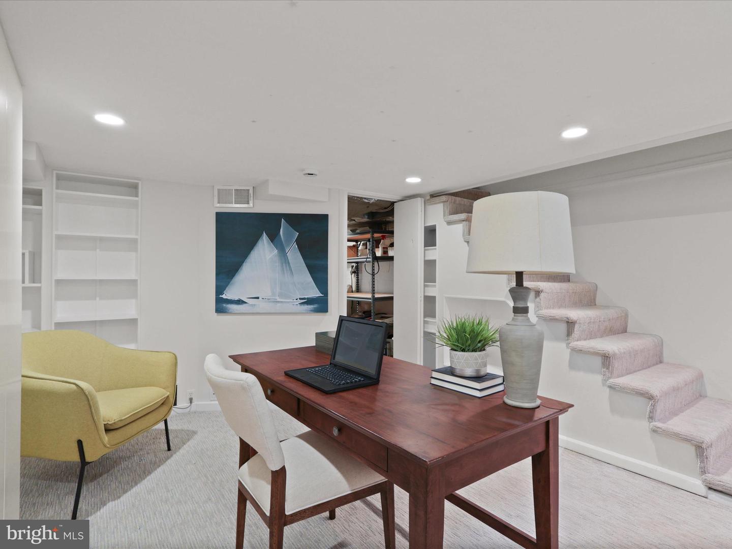 1453 N LONGFELLOW ST, ARLINGTON, Virginia 22205, 3 Bedrooms Bedrooms, ,2 BathroomsBathrooms,Residential,For sale,1453 N LONGFELLOW ST,VAAR2061306 MLS # VAAR2061306