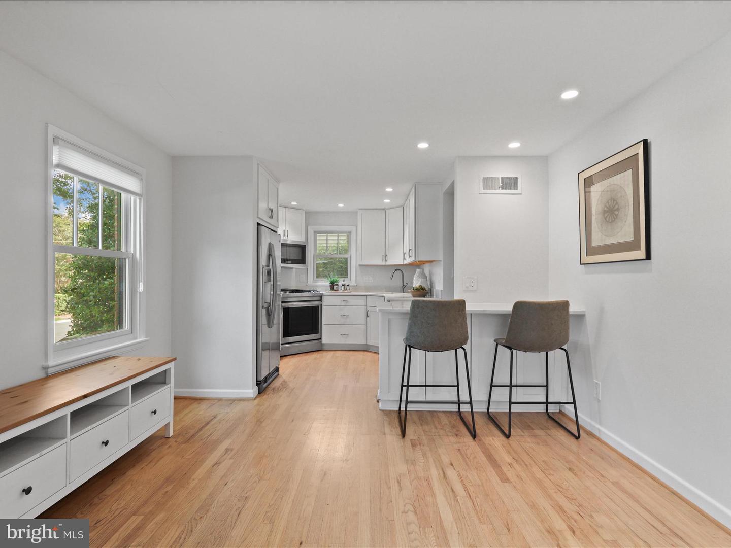 1453 N LONGFELLOW ST, ARLINGTON, Virginia 22205, 3 Bedrooms Bedrooms, ,2 BathroomsBathrooms,Residential,For sale,1453 N LONGFELLOW ST,VAAR2061306 MLS # VAAR2061306