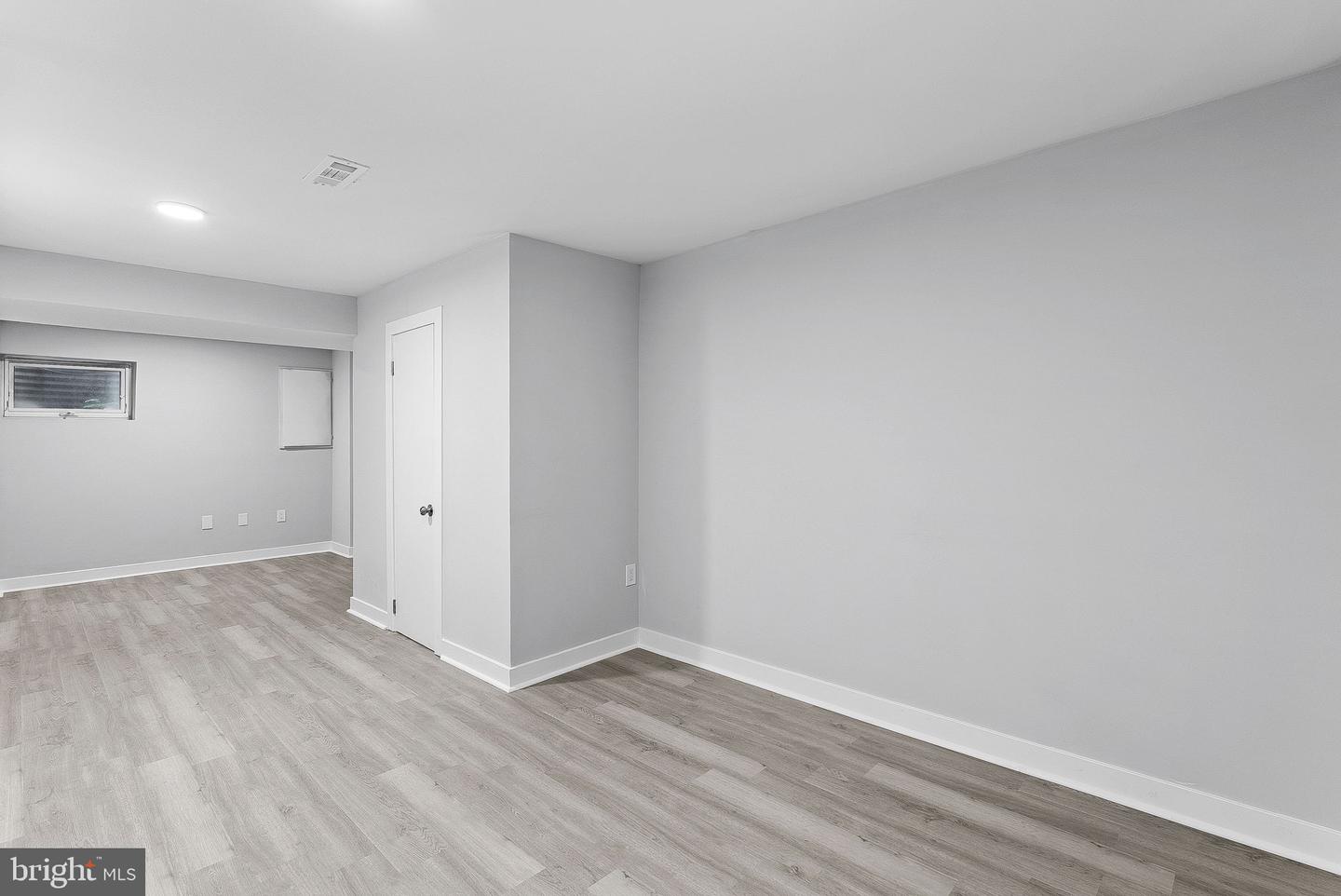 34 DORRELL CT, STERLING, Virginia 20165, 2 Bedrooms Bedrooms, ,1 BathroomBathrooms,Residential,For sale,34 DORRELL CT,VALO2103492 MLS # VALO2103492