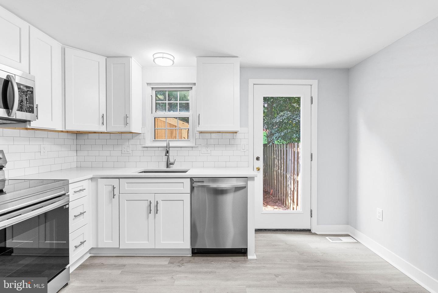 34 DORRELL CT, STERLING, Virginia 20165, 2 Bedrooms Bedrooms, ,1 BathroomBathrooms,Residential,For sale,34 DORRELL CT,VALO2103492 MLS # VALO2103492