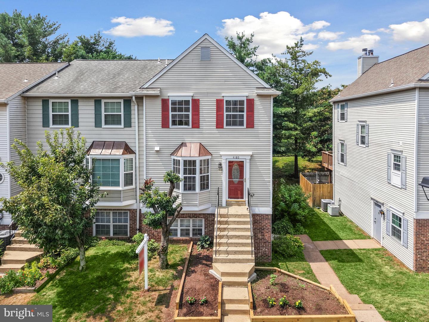 4180 PLEASANT MEADOW CT #104A, CHANTILLY, Virginia 20151, 2 Bedrooms Bedrooms, 9 Rooms Rooms,2 BathroomsBathrooms,Residential,For sale,4180 PLEASANT MEADOW CT #104A,VAFX2259116 MLS # VAFX2259116