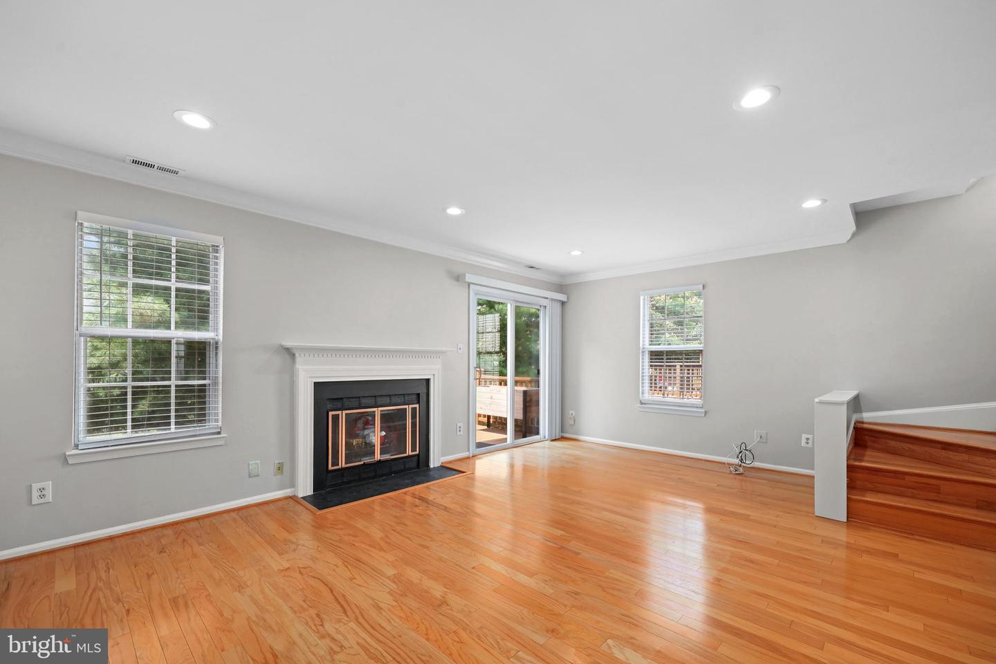 4180 PLEASANT MEADOW CT #104A, CHANTILLY, Virginia 20151, 2 Bedrooms Bedrooms, 9 Rooms Rooms,2 BathroomsBathrooms,Residential,For sale,4180 PLEASANT MEADOW CT #104A,VAFX2259116 MLS # VAFX2259116