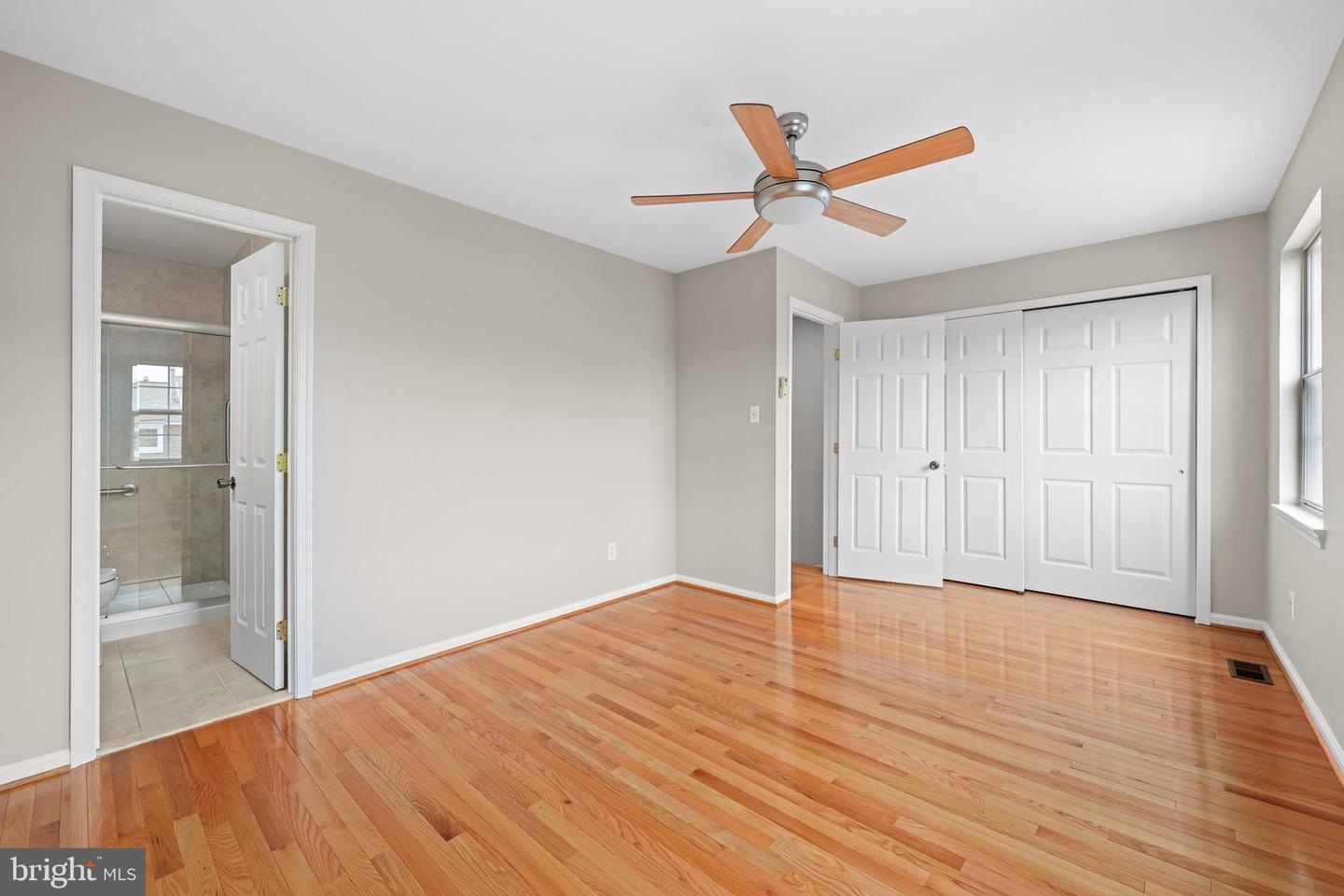 4180 PLEASANT MEADOW CT #104A, CHANTILLY, Virginia 20151, 2 Bedrooms Bedrooms, 9 Rooms Rooms,2 BathroomsBathrooms,Residential,For sale,4180 PLEASANT MEADOW CT #104A,VAFX2259116 MLS # VAFX2259116