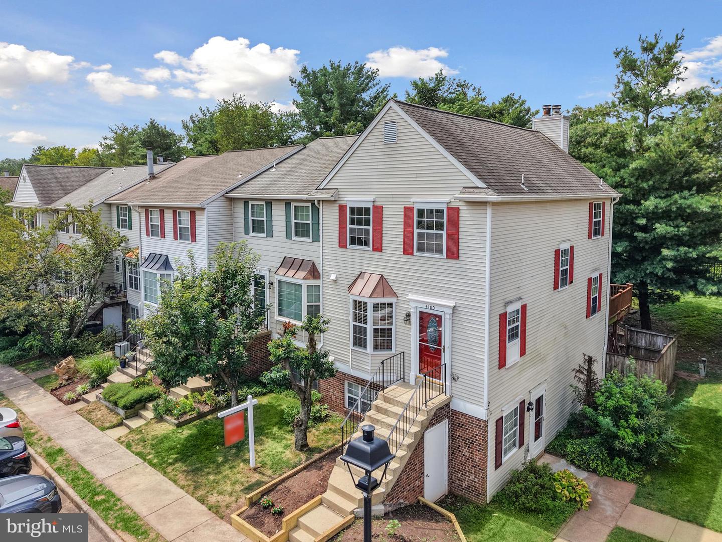 4180 PLEASANT MEADOW CT #104A, CHANTILLY, Virginia 20151, 2 Bedrooms Bedrooms, 9 Rooms Rooms,2 BathroomsBathrooms,Residential,For sale,4180 PLEASANT MEADOW CT #104A,VAFX2259116 MLS # VAFX2259116