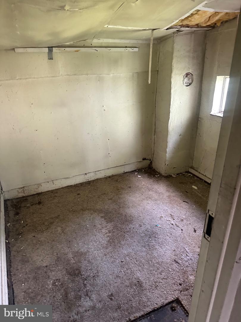 750 W MAIN ST, LURAY, Virginia 22835, 4 Bedrooms Bedrooms, 7 Rooms Rooms,1 BathroomBathrooms,Residential,For sale,750 W MAIN ST,VAPA2005228 MLS # VAPA2005228