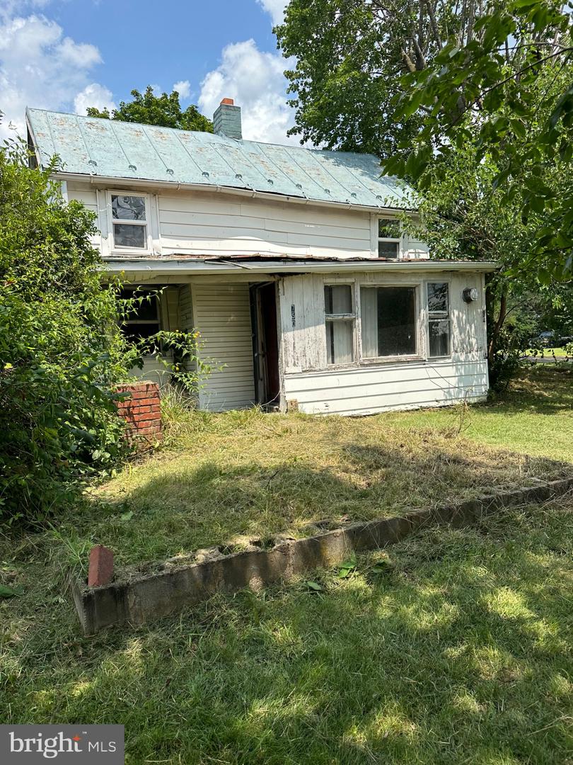 750 W MAIN ST, LURAY, Virginia 22835, 4 Bedrooms Bedrooms, 7 Rooms Rooms,1 BathroomBathrooms,Residential,For sale,750 W MAIN ST,VAPA2005228 MLS # VAPA2005228