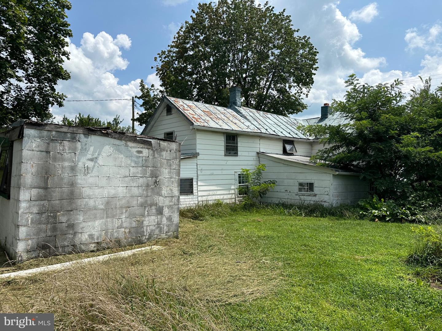 750 W MAIN ST, LURAY, Virginia 22835, 4 Bedrooms Bedrooms, 7 Rooms Rooms,1 BathroomBathrooms,Residential,For sale,750 W MAIN ST,VAPA2005228 MLS # VAPA2005228