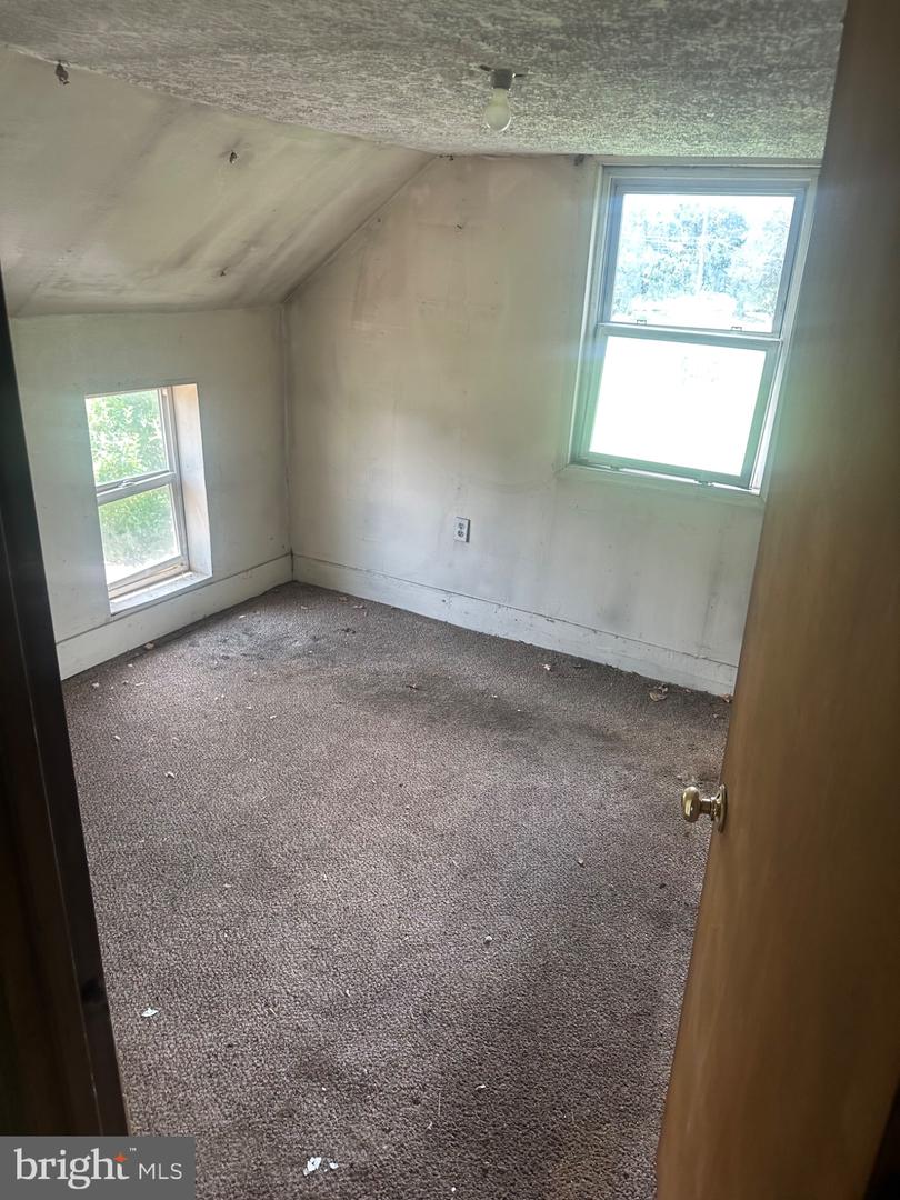 750 W MAIN ST, LURAY, Virginia 22835, 4 Bedrooms Bedrooms, 7 Rooms Rooms,1 BathroomBathrooms,Residential,For sale,750 W MAIN ST,VAPA2005228 MLS # VAPA2005228