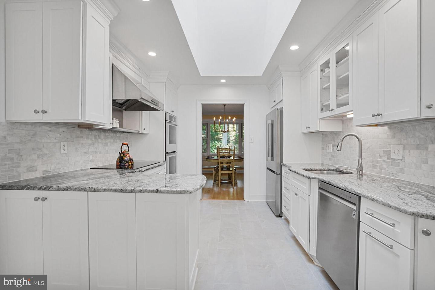 2615 E MEREDITH DR, VIENNA, Virginia 22181, 5 Bedrooms Bedrooms, ,3 BathroomsBathrooms,Residential,For sale,2615 E MEREDITH DR,VAFX2259358 MLS # VAFX2259358