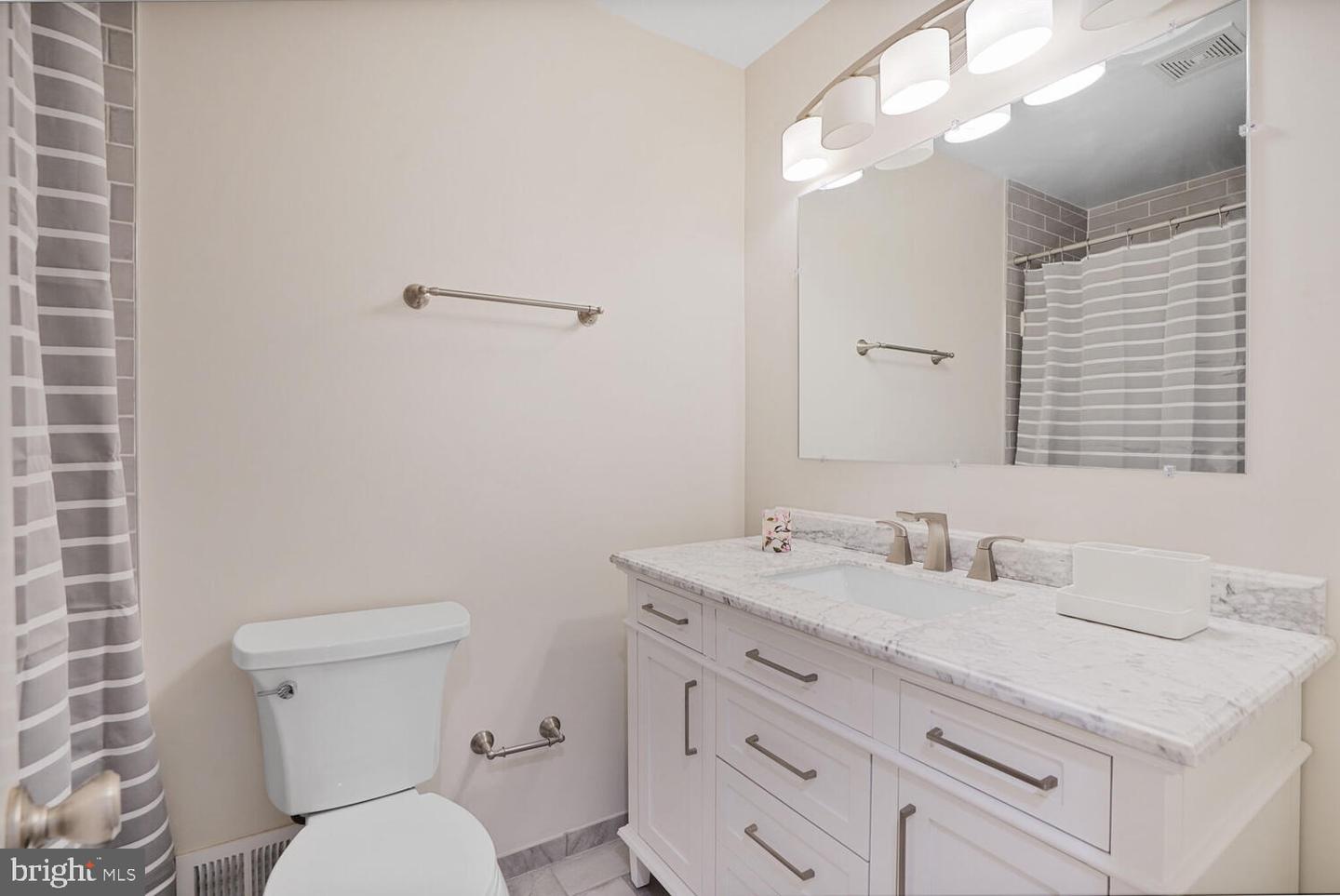2615 E MEREDITH DR, VIENNA, Virginia 22181, 5 Bedrooms Bedrooms, ,3 BathroomsBathrooms,Residential,For sale,2615 E MEREDITH DR,VAFX2259358 MLS # VAFX2259358
