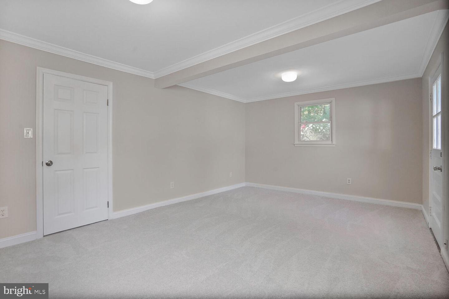 2615 E MEREDITH DR, VIENNA, Virginia 22181, 5 Bedrooms Bedrooms, ,3 BathroomsBathrooms,Residential,For sale,2615 E MEREDITH DR,VAFX2259358 MLS # VAFX2259358