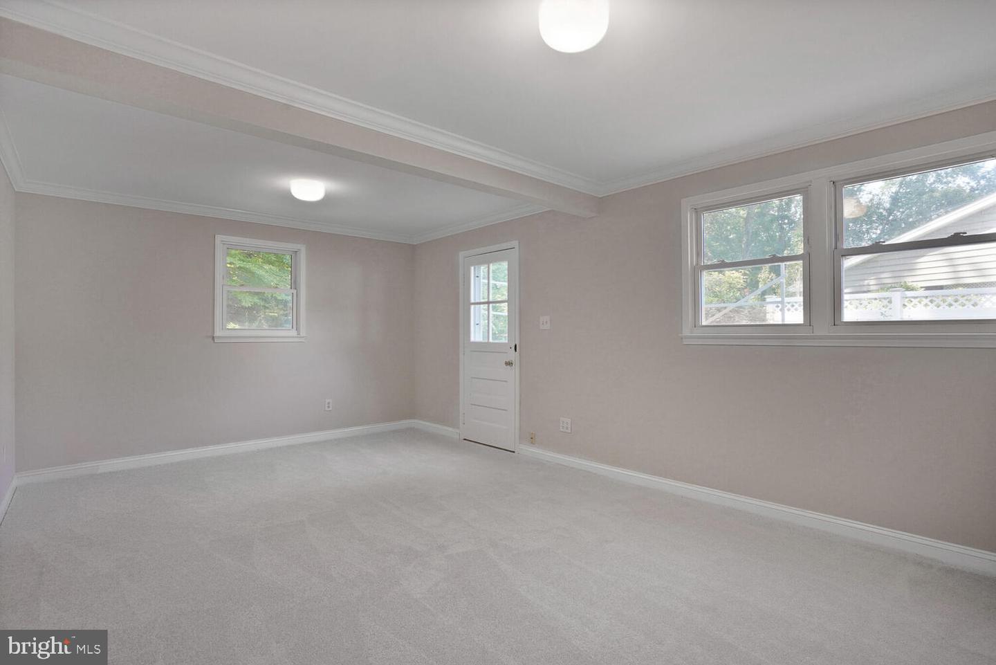 2615 E MEREDITH DR, VIENNA, Virginia 22181, 5 Bedrooms Bedrooms, ,3 BathroomsBathrooms,Residential,For sale,2615 E MEREDITH DR,VAFX2259358 MLS # VAFX2259358