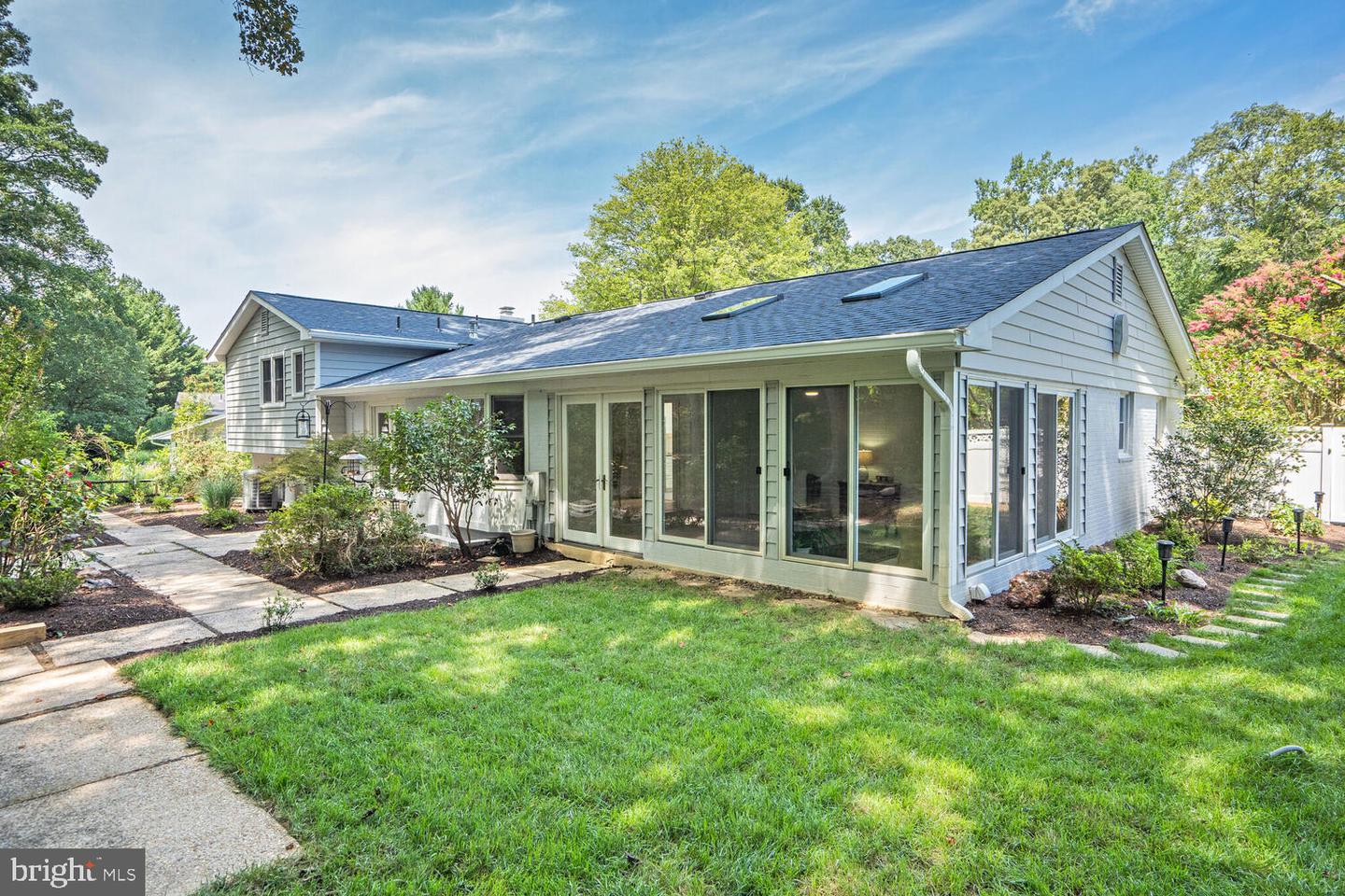 2615 E MEREDITH DR, VIENNA, Virginia 22181, 5 Bedrooms Bedrooms, ,3 BathroomsBathrooms,Residential,For sale,2615 E MEREDITH DR,VAFX2259358 MLS # VAFX2259358