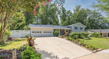 2615 E MEREDITH DR, VIENNA, Virginia 22181, 5 Bedrooms Bedrooms, ,3 BathroomsBathrooms,Residential,For sale,2615 E MEREDITH DR,VAFX2259358 MLS # VAFX2259358