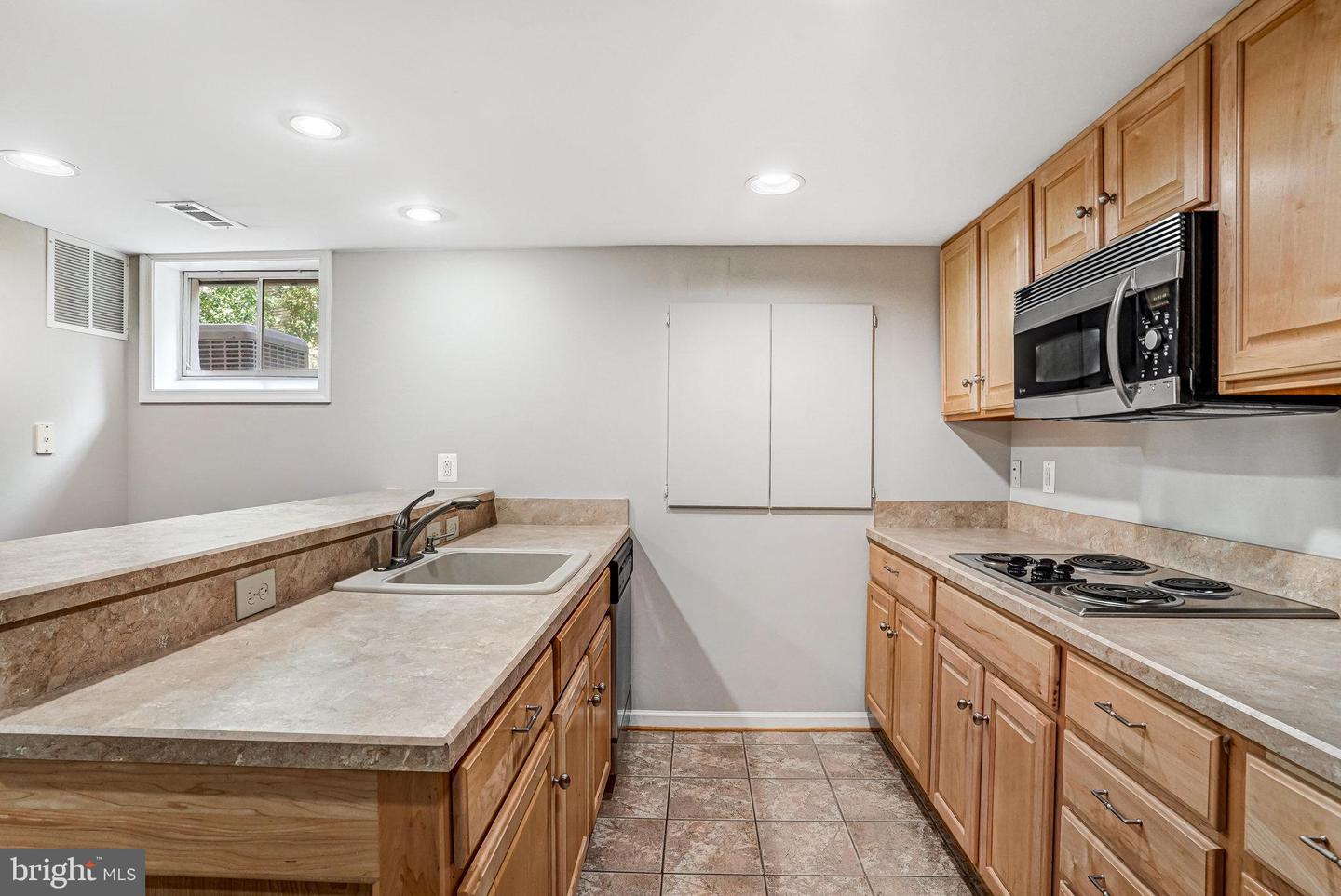 46940 BUCKSKIN PL, STERLING, Virginia 20164, 4 Bedrooms Bedrooms, ,3 BathroomsBathrooms,Residential,For sale,46940 BUCKSKIN PL,VALO2103912 MLS # VALO2103912