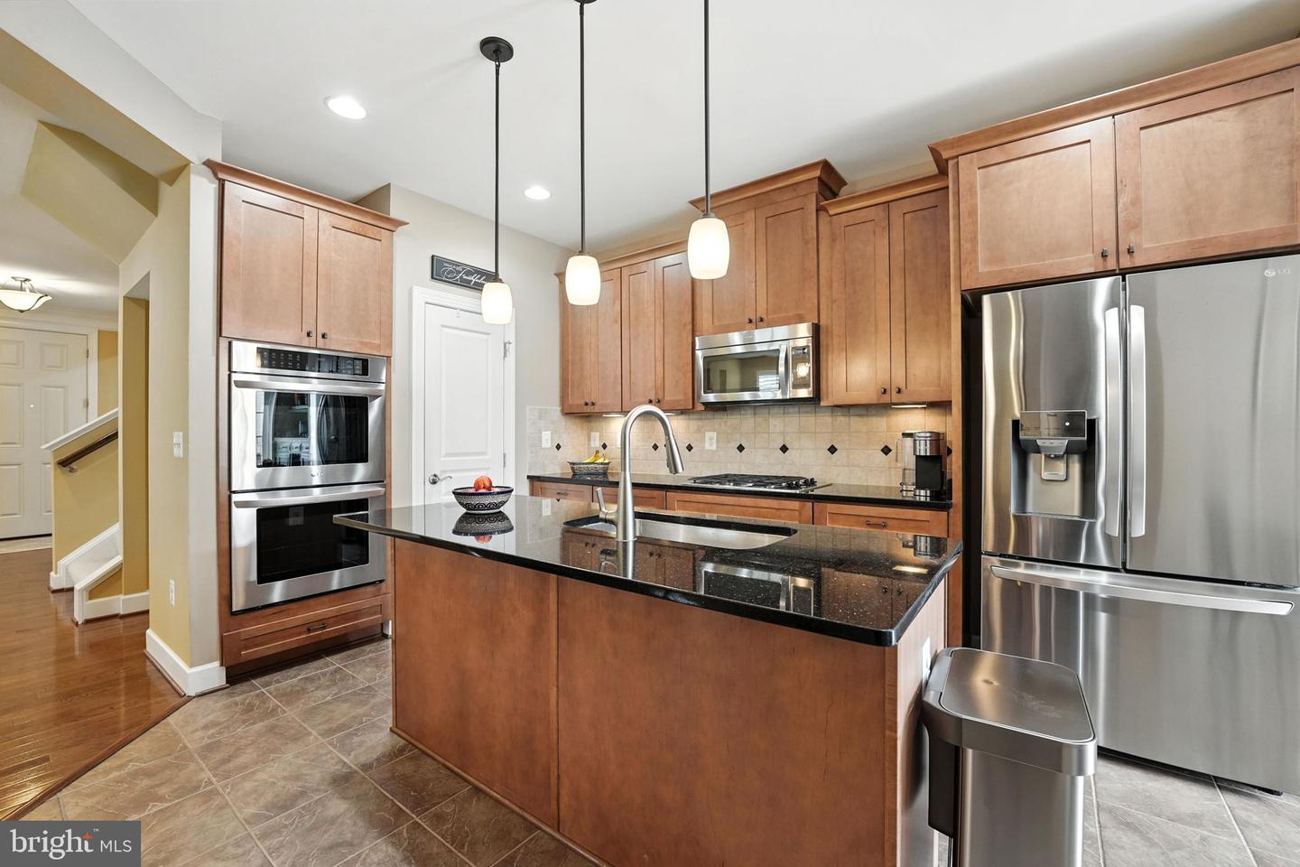 15318 MARIBELLE PL, WOODBRIDGE, Virginia 22193, 4 Bedrooms Bedrooms, 17 Rooms Rooms,3 BathroomsBathrooms,Residential,For sale,15318 MARIBELLE PL,VAPW2100778 MLS # VAPW2100778