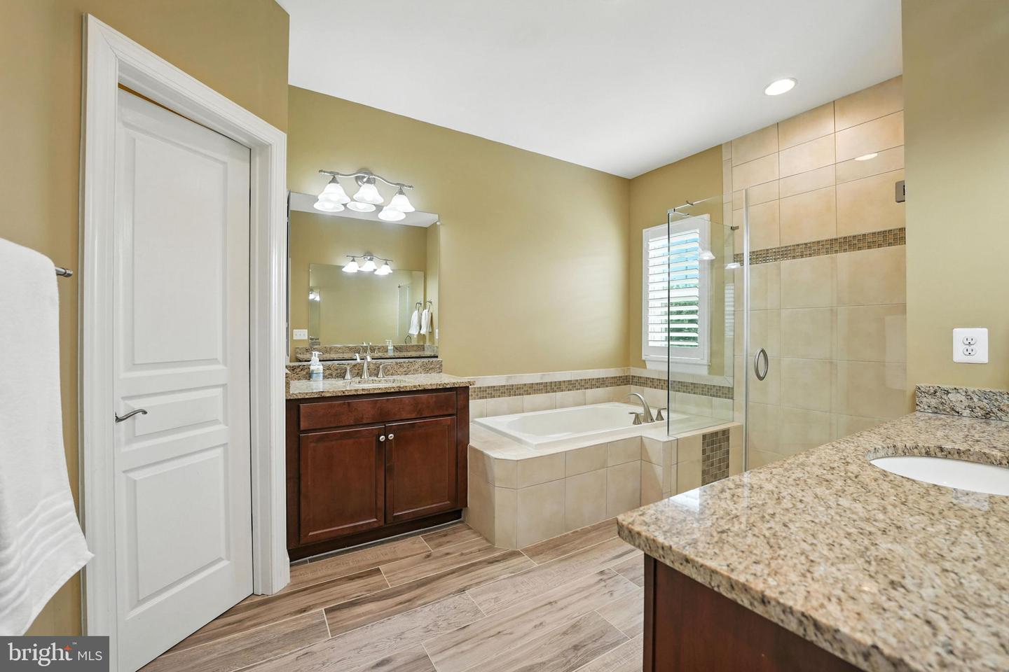 15318 MARIBELLE PL, WOODBRIDGE, Virginia 22193, 4 Bedrooms Bedrooms, 17 Rooms Rooms,3 BathroomsBathrooms,Residential,For sale,15318 MARIBELLE PL,VAPW2100778 MLS # VAPW2100778