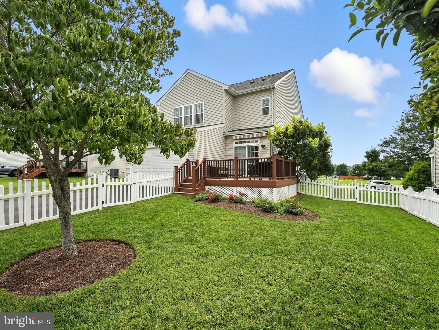 15318 MARIBELLE PL, WOODBRIDGE, Virginia 22193, 4 Bedrooms Bedrooms, 17 Rooms Rooms,3 BathroomsBathrooms,Residential,For sale,15318 MARIBELLE PL,VAPW2100778 MLS # VAPW2100778