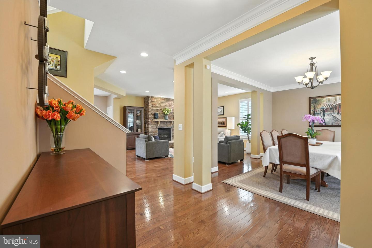 15318 MARIBELLE PL, WOODBRIDGE, Virginia 22193, 4 Bedrooms Bedrooms, 17 Rooms Rooms,3 BathroomsBathrooms,Residential,For sale,15318 MARIBELLE PL,VAPW2100778 MLS # VAPW2100778
