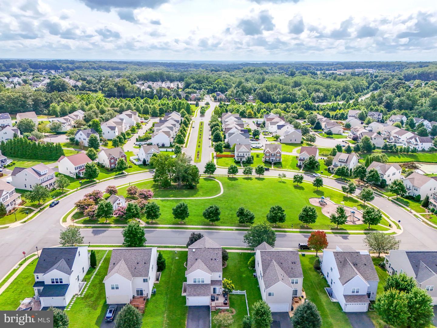 15318 MARIBELLE PL, WOODBRIDGE, Virginia 22193, 4 Bedrooms Bedrooms, 17 Rooms Rooms,3 BathroomsBathrooms,Residential,For sale,15318 MARIBELLE PL,VAPW2100778 MLS # VAPW2100778