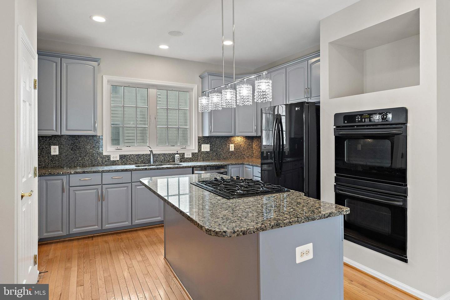42652 LEGACY DR, BRAMBLETON, Virginia 20148, 5 Bedrooms Bedrooms, ,5 BathroomsBathrooms,Residential,For sale,42652 LEGACY DR,VALO2104014 MLS # VALO2104014