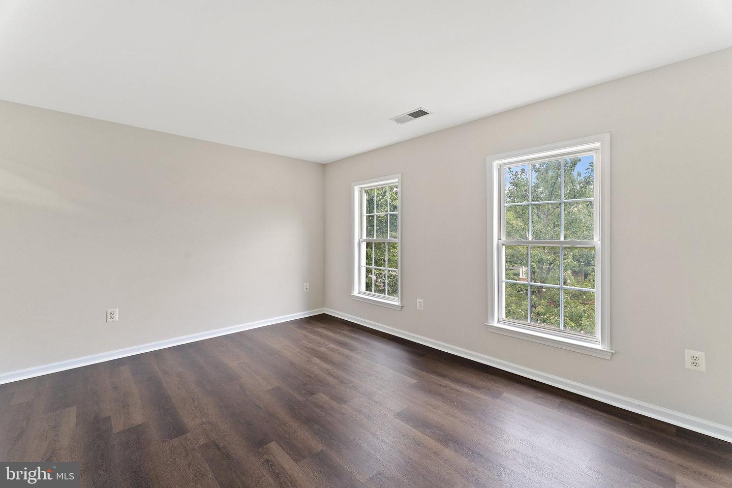 42652 LEGACY DR, BRAMBLETON, Virginia 20148, 5 Bedrooms Bedrooms, ,5 BathroomsBathrooms,Residential,For sale,42652 LEGACY DR,VALO2104014 MLS # VALO2104014