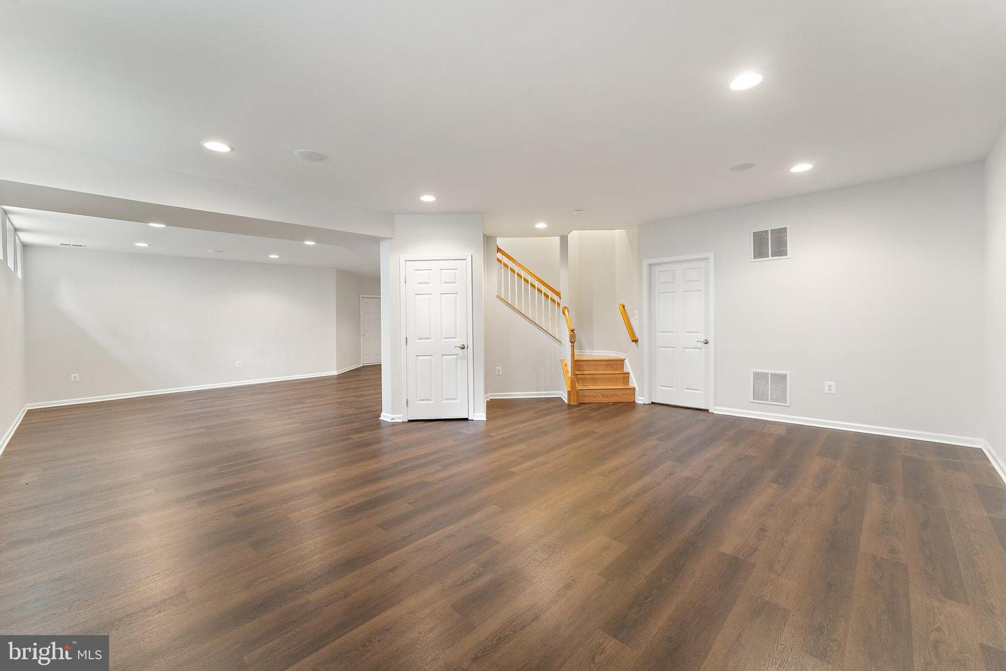 42652 LEGACY DR, BRAMBLETON, Virginia 20148, 5 Bedrooms Bedrooms, ,5 BathroomsBathrooms,Residential,For sale,42652 LEGACY DR,VALO2104014 MLS # VALO2104014