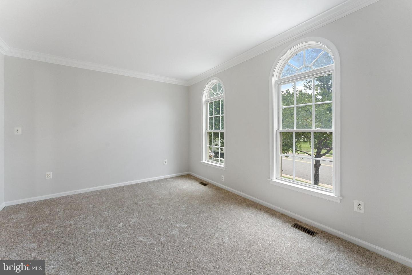 42652 LEGACY DR, BRAMBLETON, Virginia 20148, 5 Bedrooms Bedrooms, ,5 BathroomsBathrooms,Residential,For sale,42652 LEGACY DR,VALO2104014 MLS # VALO2104014