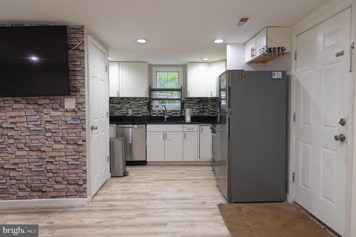 554 ESKIMO HILL RD, STAFFORD, Virginia 22554, 2 Bedrooms Bedrooms, 3 Rooms Rooms,1 BathroomBathrooms,Residential,For sale,554 ESKIMO HILL RD,VAST2041608 MLS # VAST2041608