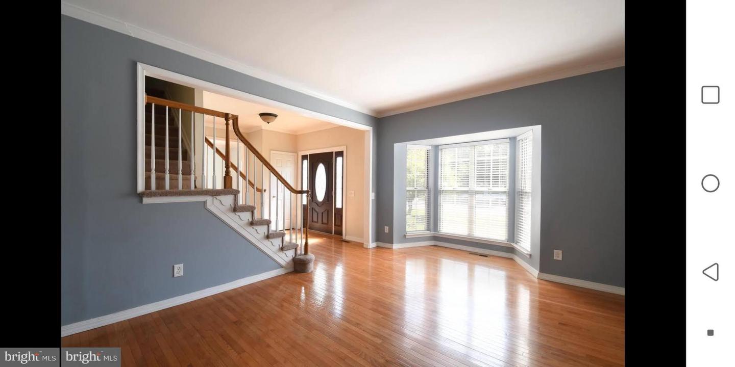 9540 OAKENSHAW DR, MANASSAS, Virginia 20110, 4 Bedrooms Bedrooms, ,2 BathroomsBathrooms,Residential,For sale,9540 OAKENSHAW DR,VAMN2009158 MLS # VAMN2009158