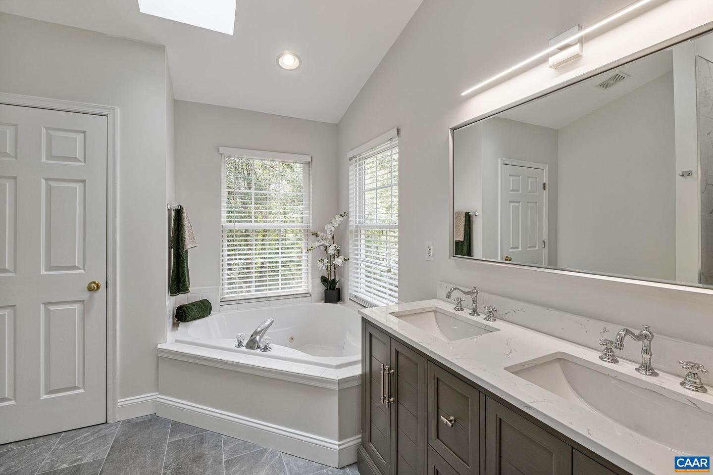 449 JEFFERSON DR, PALMYRA, Virginia 22963, 3 Bedrooms Bedrooms, ,2 BathroomsBathrooms,Residential,For sale,449 JEFFERSON DR,667559 MLS # 667559