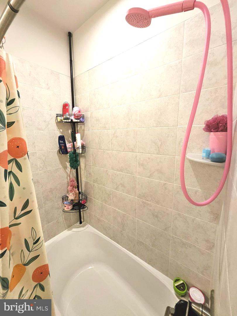 151 MCCORMICK CIR CIR #203, WINCHESTER, Virginia 22602, 2 Bedrooms Bedrooms, ,2 BathroomsBathrooms,Residential,For sale,151 MCCORMICK CIR CIR #203,VAFV2035956 MLS # VAFV2035956