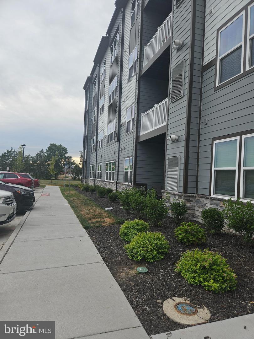 151 MCCORMICK CIR CIR #203, WINCHESTER, Virginia 22602, 2 Bedrooms Bedrooms, ,2 BathroomsBathrooms,Residential,For sale,151 MCCORMICK CIR CIR #203,VAFV2035956 MLS # VAFV2035956